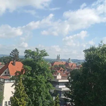 Zentrales Mit Dachterrasse *